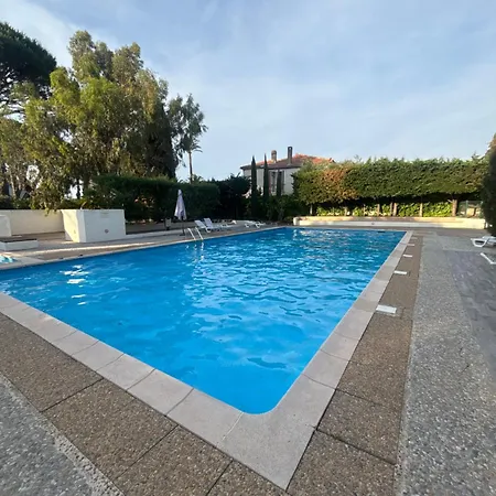 St Tropez Face A La , Magnifique T2 , Entierement Renove , Grande Terrasse , 2 Piscines , Magnifique A 2 Pas Du Port Et Du Centre Appartement Saint-Tropez